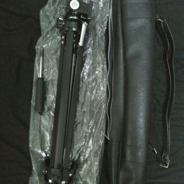 EXELAS CAMERA TRIPOD MADE IN JAPAN, Photography, Photography