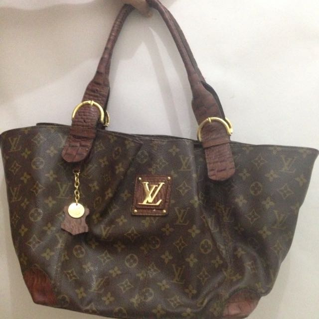 Hand bag Louis Vuitton LV monogram Cherry Blossom