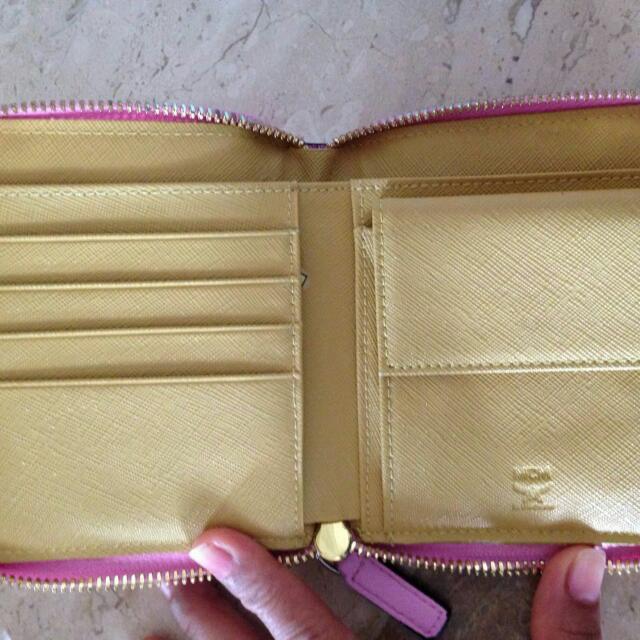 Mcm wallet replica top