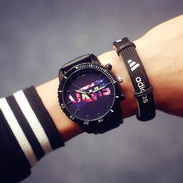 watch vans