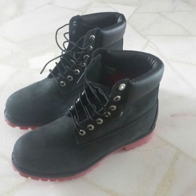 Timberland Men s Black Leather boots