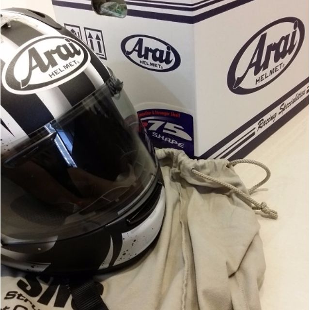 Arai deals r75 helmet
