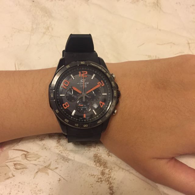 Casio EDIFICE WR 100M, 名牌精品, 精品手錶在旋轉拍賣