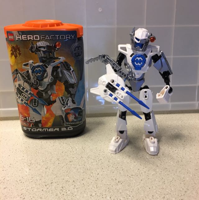 hero factory stormer 2.0