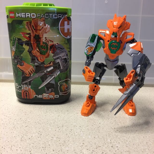 Hero factory nex hotsell 3.0
