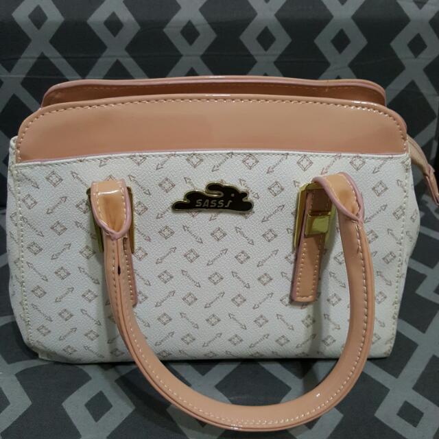 Sassi Bag Women S Fashion Bags Wallets On Carou