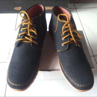 Boots Kickers