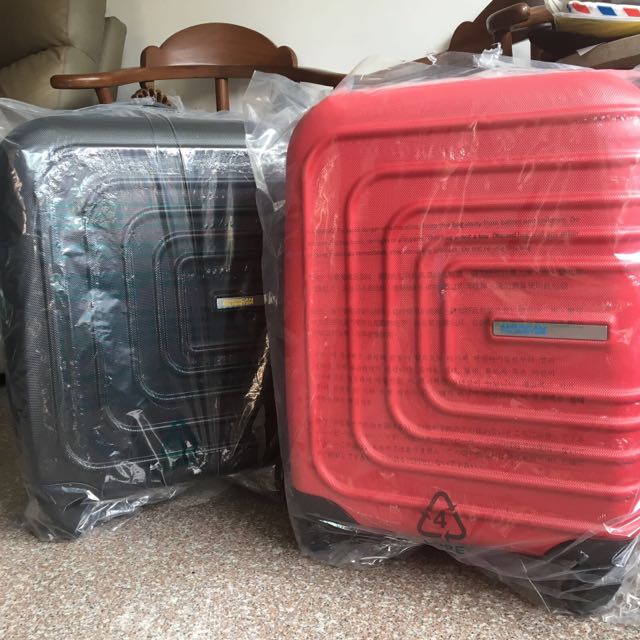 american tourister sunset square spinner