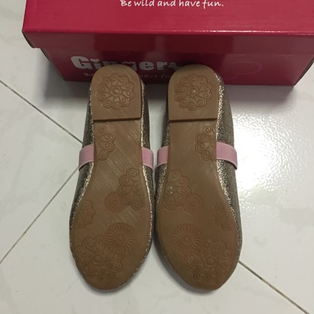 Ginger ballerina shoes top