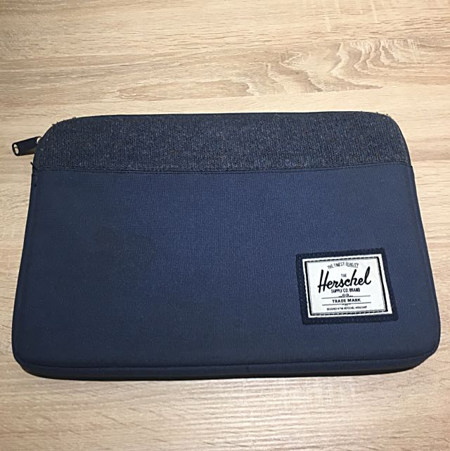 Herschel 13吋筆電包 電腦3c 電腦零件週邊在旋轉拍賣