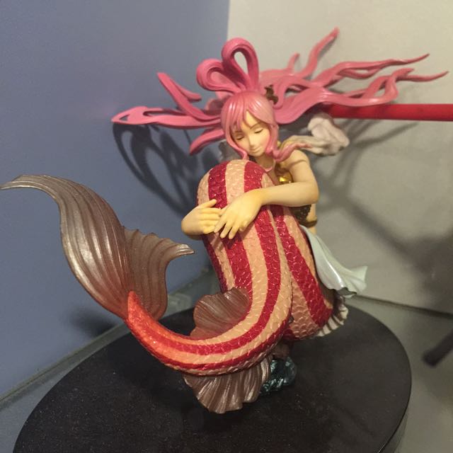 One Piece Shirahoshi Figurine Toys Games Bricks Figurines