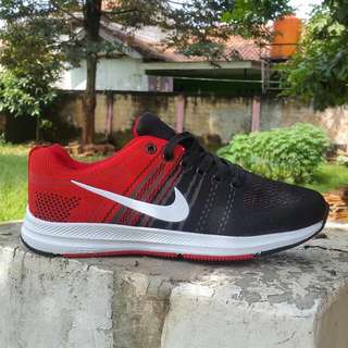 Nike Free Zoom Run