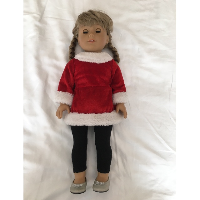 kirsten christmas outfit