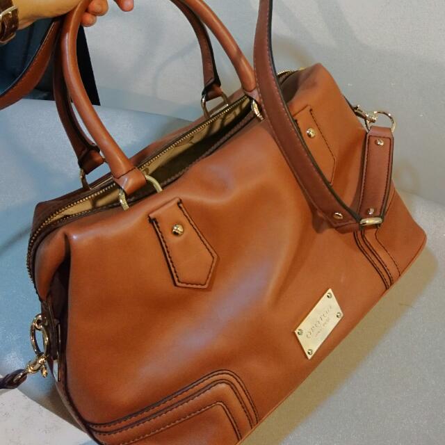 oroton leather bag