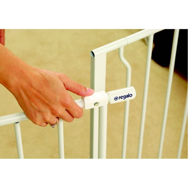 Regalo easy open 50 sales inch wide baby gate