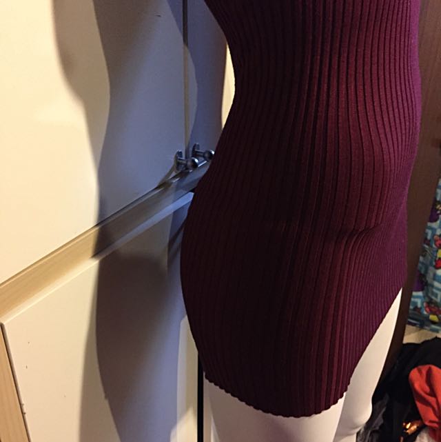 Small (Category: Clothes) located in Richmond Hill. Submitted by zadilah (Listing ID 80129469, Image 3). Description: .