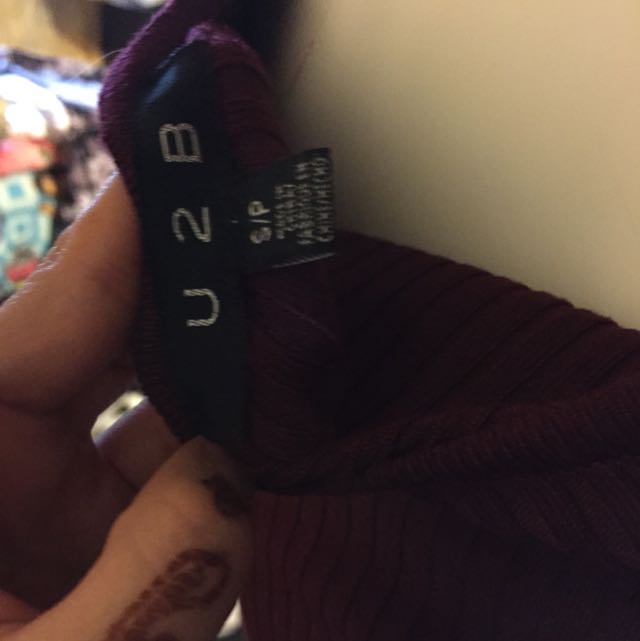 Small (Category: Clothes) located in Richmond Hill. Submitted by zadilah (Listing ID 80129469, Image 2). Description: .