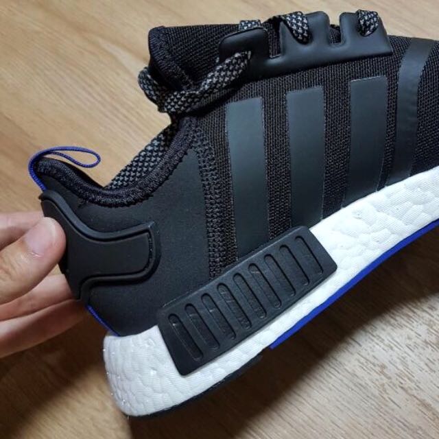 Nmd r1 core black blue tab top