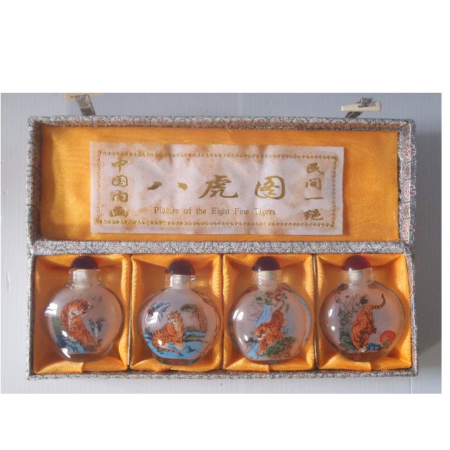 Antique Chinese Reverse Hand Painting Glass Snuff Bottles Set Of 4