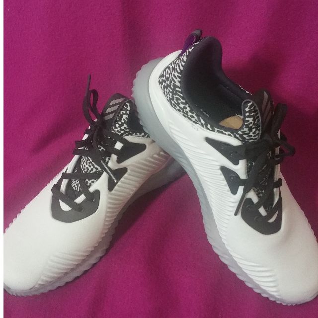 alphabounce running shoes