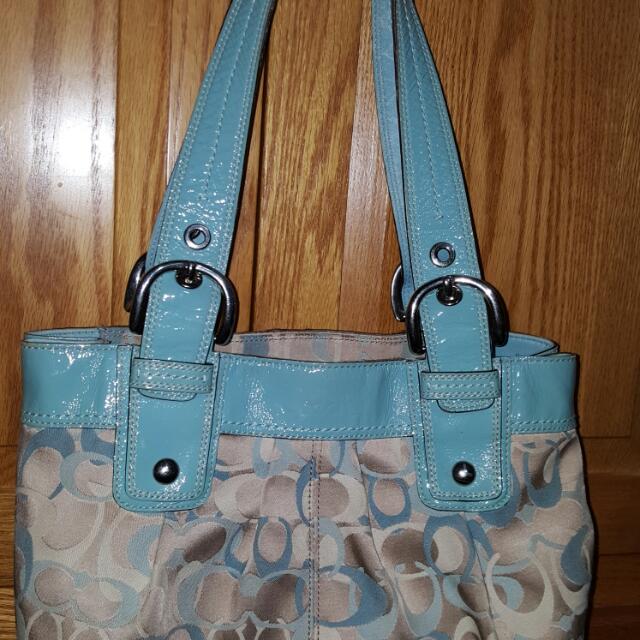 coach purse and matching wallet