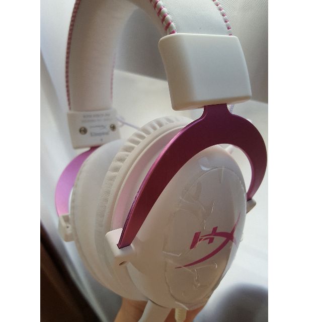 Hyperx Cloud Ii Gaming Headset For Pc Ps4 Pink Toys Games Video Gaming Gaming Accessories On Carousell