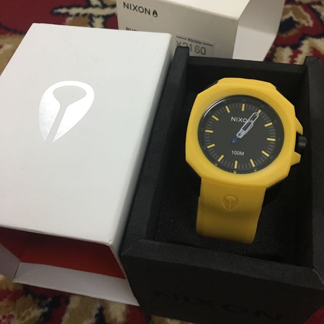 Nixon Ruckus Yellow