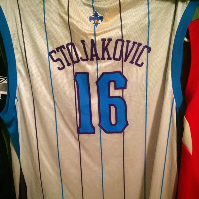 peja stojakovic jersey