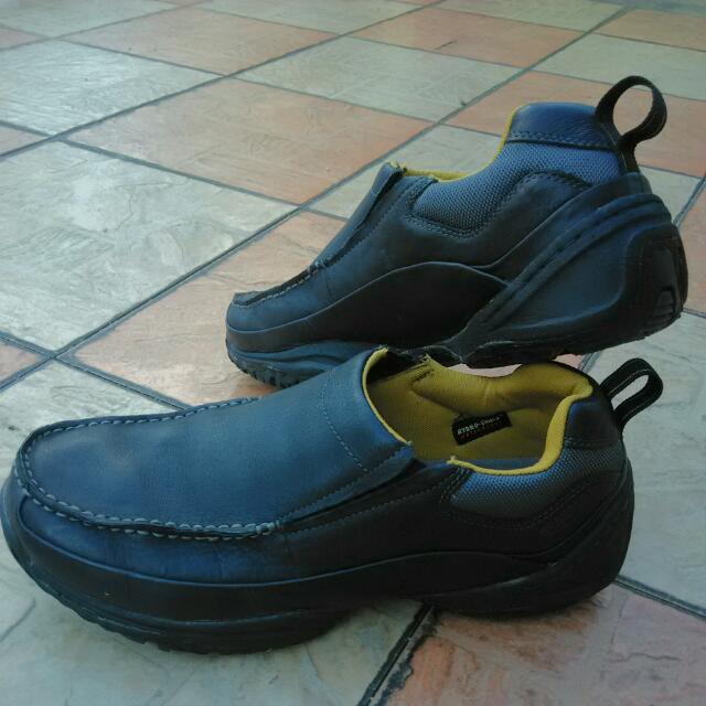 rockport xcs walking shoes