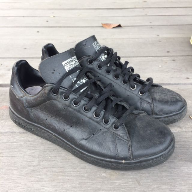 stan smith full black