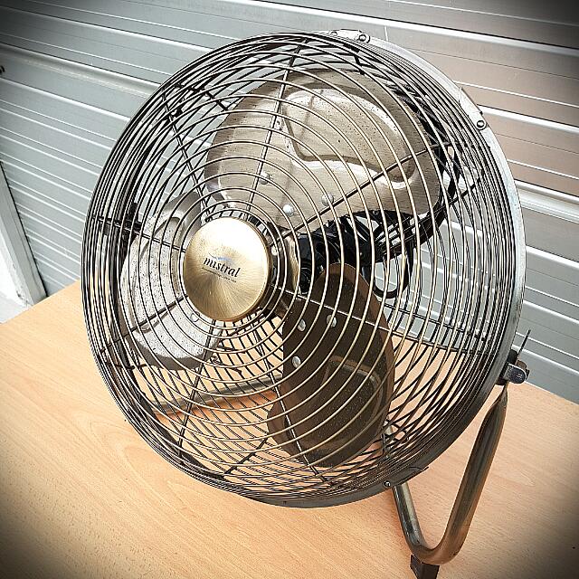 Mistral 12 Inch Air Circulator Floor Fan 8 5 10 Used 30 Days Money