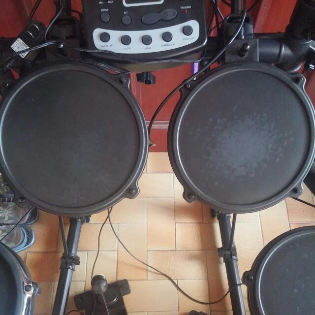 [Sold To q.de] Ringway TD82 Electronic Drum, Hobbies & Toys, Music ...