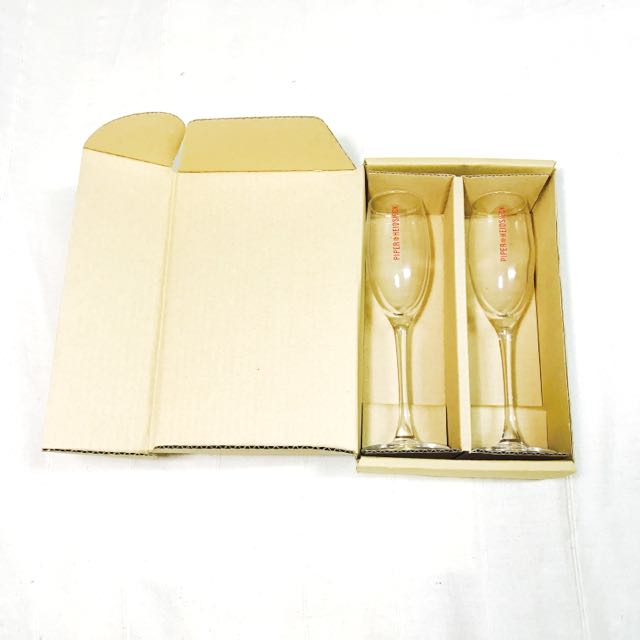Set Of 2 Piper Heidsiwck Champagne Flute Gles Red Logo Lead Champagne Flute Gles Red Logo Lead