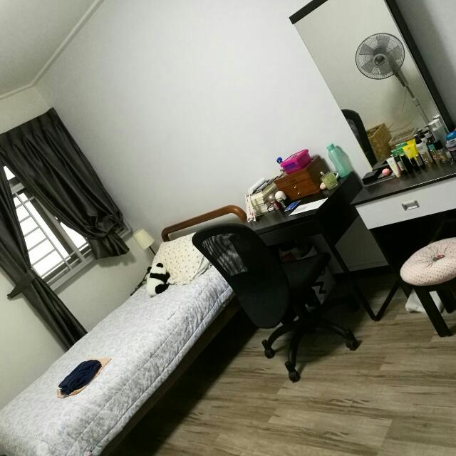 (Category: ) located in . Submitted by pat.low.31 (Listing ID 80530482, Image 1). Description: .