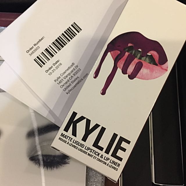 Authentic Kylie Coametics Kourt K Lipkit Gloss And Liner (Category: Makeup) located in Manila. Submitted by trendystash (Listing ID 80562022, Image 1). Description: .
