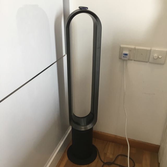 Dyson AM07 Tower Cooling Fan Black, Furniture & Home Living, Lighting & Fans, Fans on Carousell