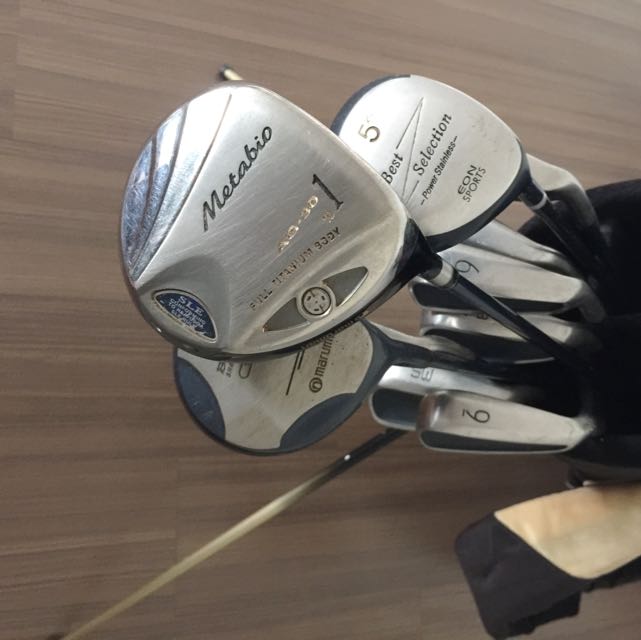 Golf Set (Category: Golf) located in Singapore. Submitted by kelsinew (Listing ID 80596385, Image 2). Description: Bestop Manuman Full set of golf clubs with (standing) bag. Parting, #1, 3, 3, 4, 5,6,7,8,9 SW and PW..