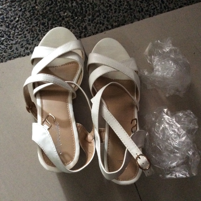 white colour sandal