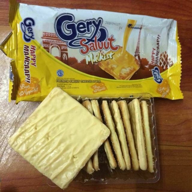 3 Pek Biskut Gerry Cheese Food Drinks Packaged Snacks On Carousell