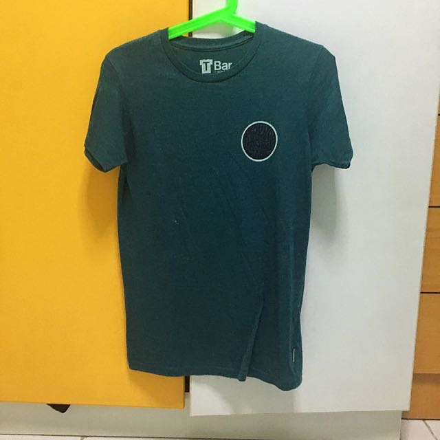 Basic Tees (Category: Tshirts & Polo Shirts) located in Singapore. Submitted by brendonlwj (Listing ID 80837158, Image 3). Description: .