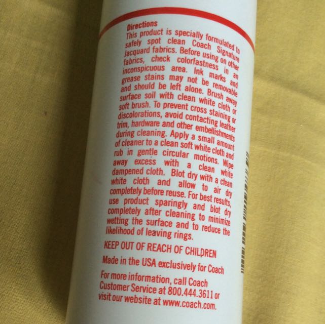 Coach signature Fabric Cleaner, Barang Mewah, Tas & Dompet di Carousell