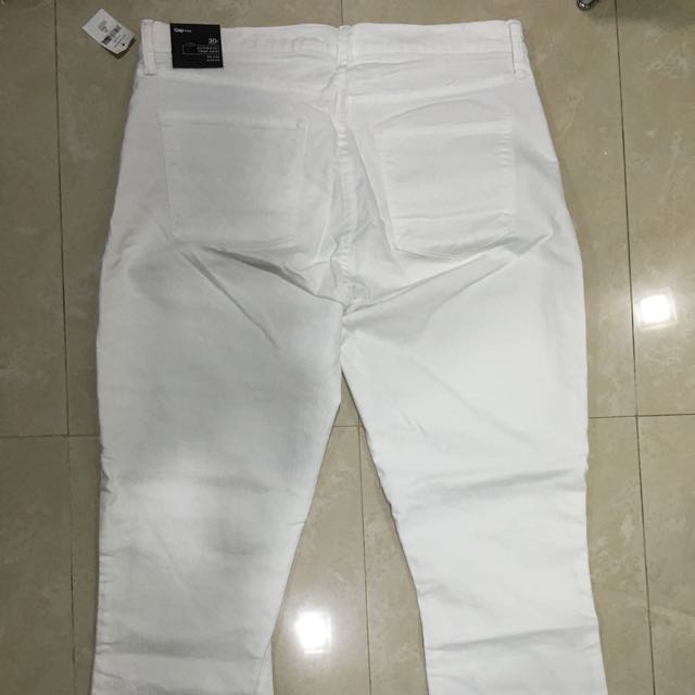GAP Women s Authentic 1969 Crop Kick Jeans Women s Fashion