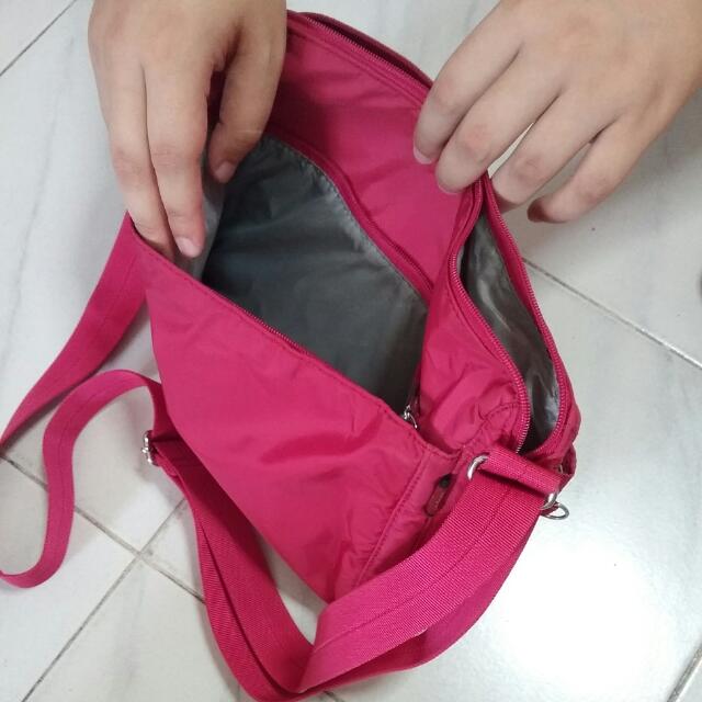 dark pink sling bag
