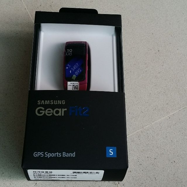 Samsung gear fit 2024 2 pink small