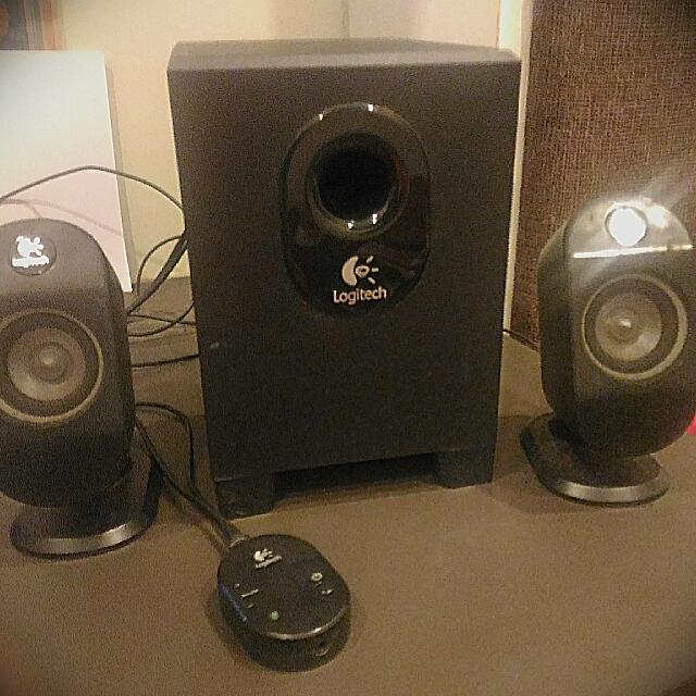 logitech x 210 bass control