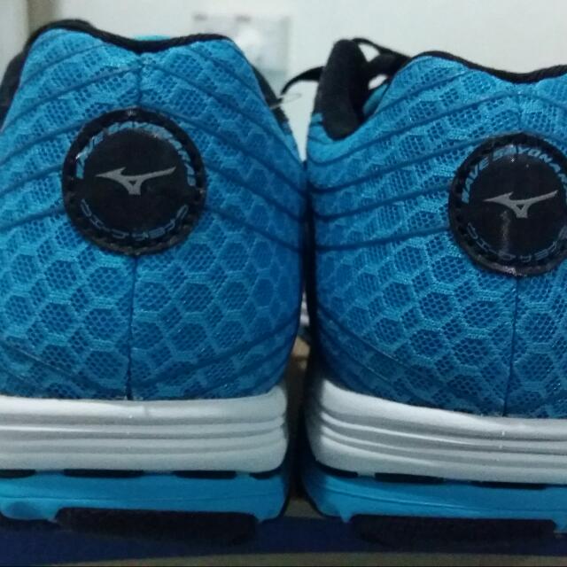 Decathlon top mizuno sayonara