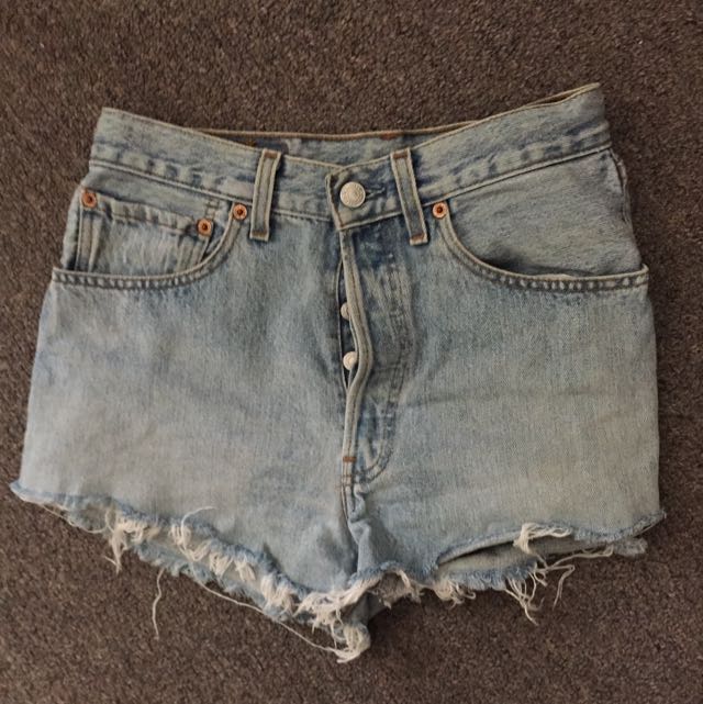 the bay levis shorts