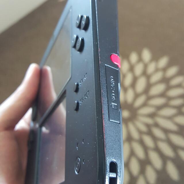 Solid Matte Black 2DS (Category: Nintendo) located in Singapore. Submitted by riyadisofian (Listing ID 75192792, Image 3). Description: .