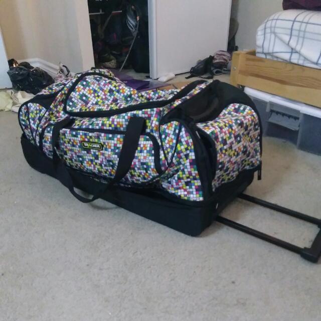 Thirty one duffle bag with wheels outlet