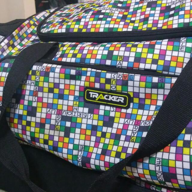 Tracker duffle 2025 bag